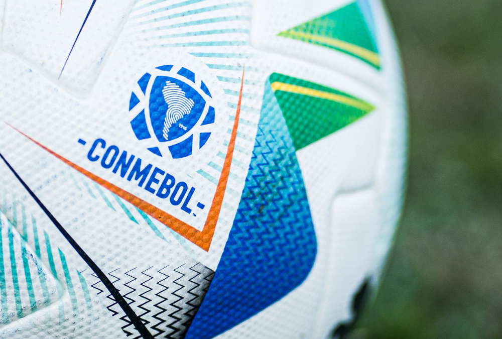 América se enfrenta a Bahía en el partido de ida de los playoffs de octavos de final de la Sudamericana