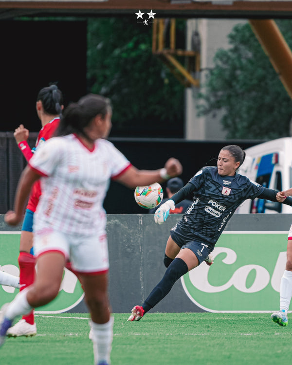 Galería: Acciones destacadas América femenino frente al DIM.